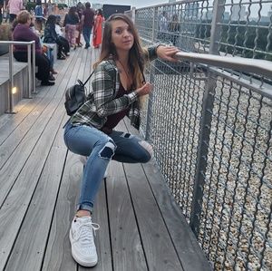 Meet your Posher, Katie